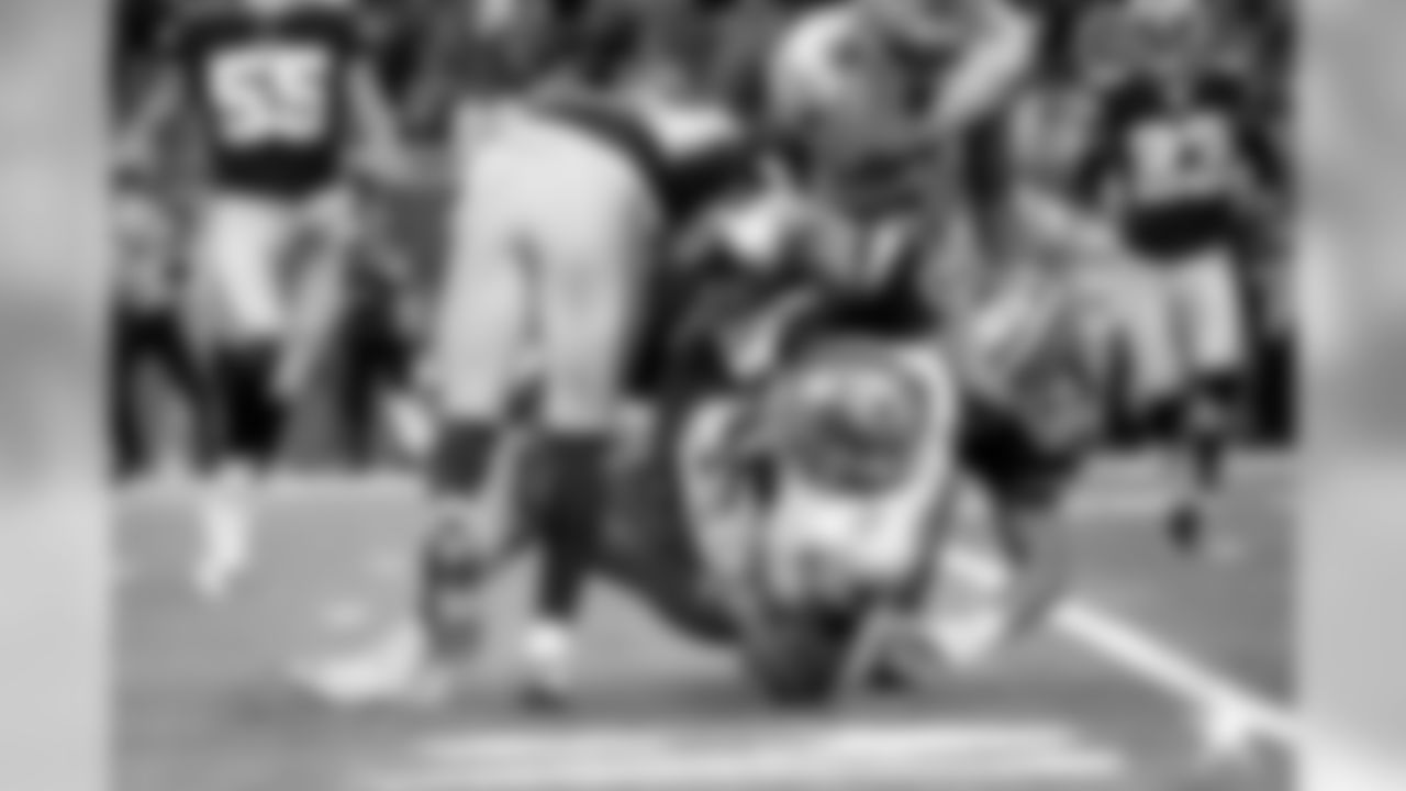 20191117_DAL_Sean Lee_Selects_JJ128161