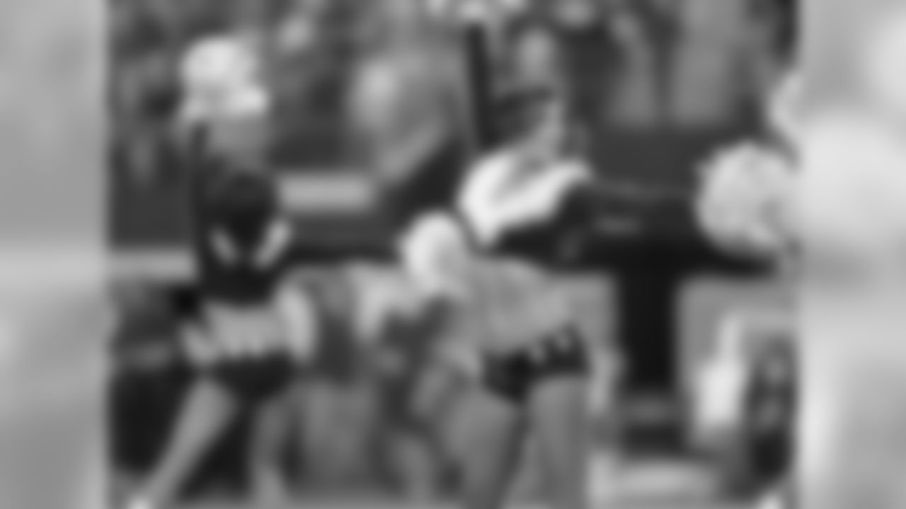 tempCheers_121713_14.jpg