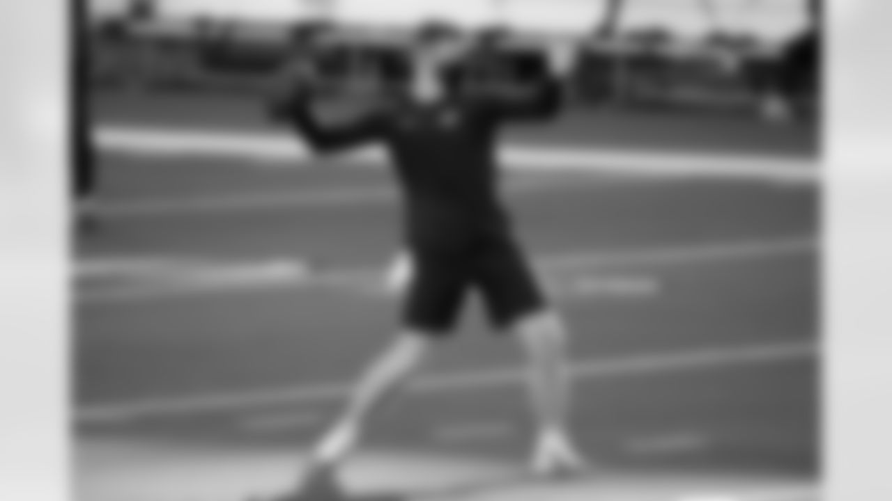 Dallas Cowboys quarterback Andy Dalton warms up before an NFL football game against the San Francisco 49ers in Arlington, Texas, Sunday, Dec. 20, 2020. (AP Photo/Michael Ainsworth)