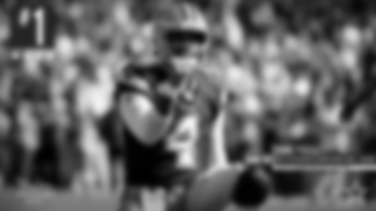1. Dak Prescott – Second week in a row, Dak has been the best player on the field – on either side of the ball. And for the second straight week, he didn't have a great start. But when he found his groove, he certainly found it in a major way, completing 18 straight passes, the most by any Cowboys quarterback in a single game. Prescott didn't have a perfect passer rating this time around, thanks to the interception which wasn't really his fault, but he did finish the day with a 123.5 rating with three TDs and he rushed for 69 yards, including the longest run of his career – 42-yards that was a game-changing play.