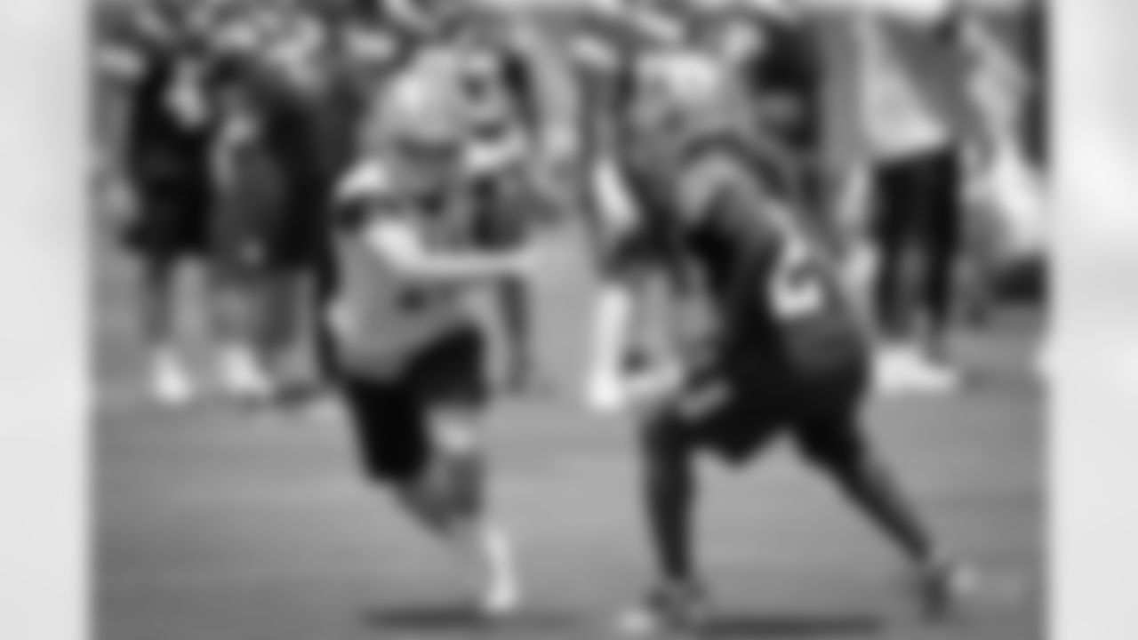 20180605_dal_cole_beasley11.jpg