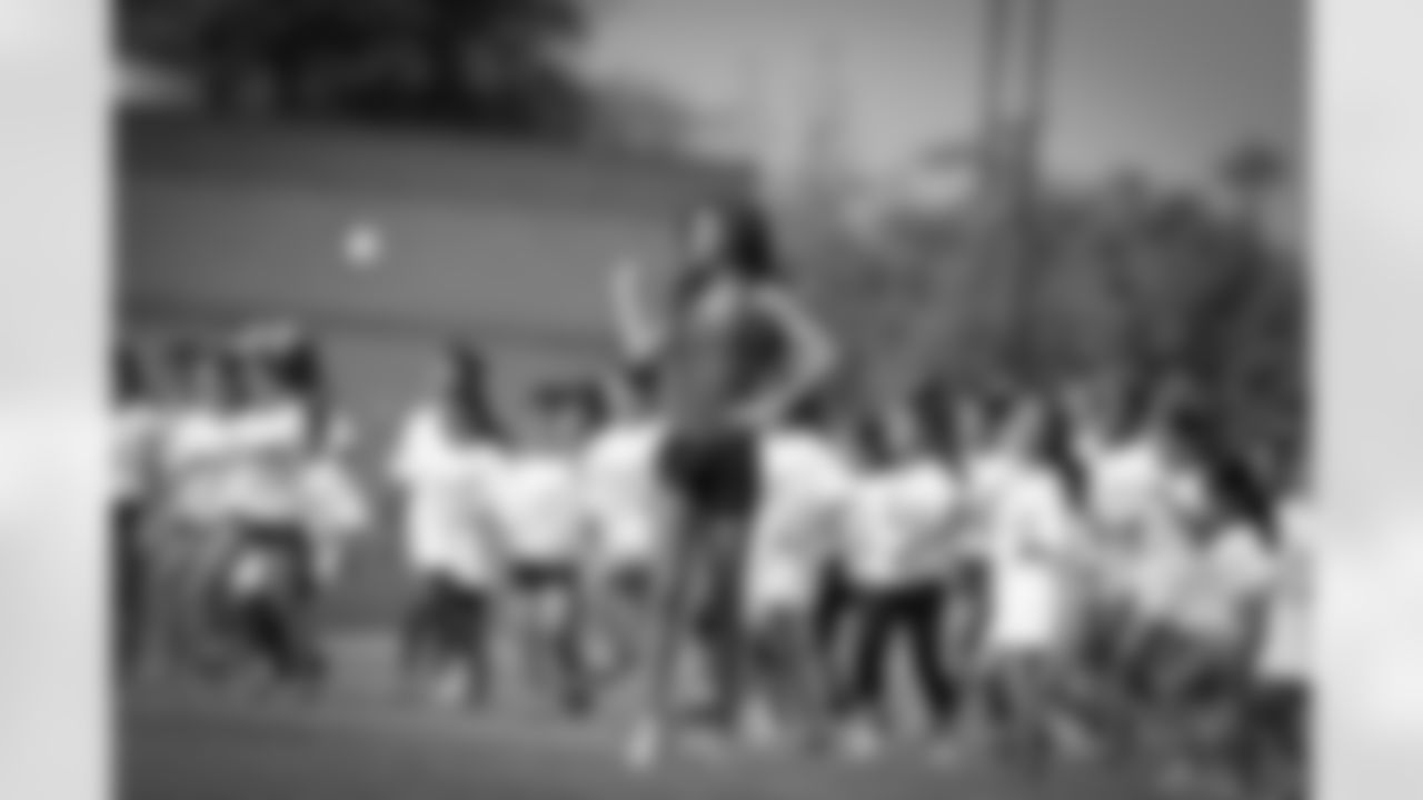 20160729_dal_cheers_camp71.jpg