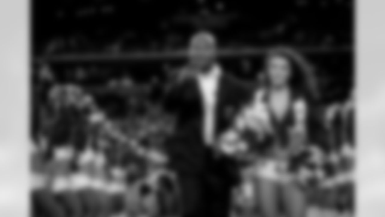 20181129_DAL_Halftime_JJ2051