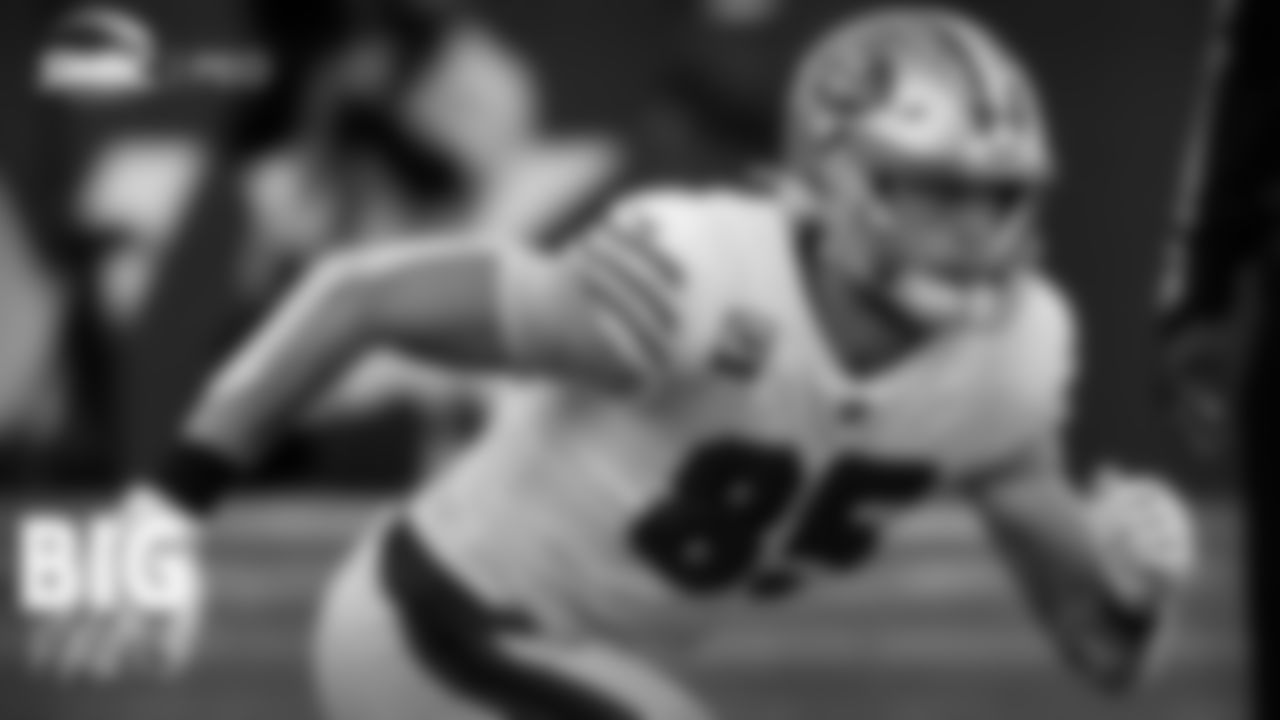 49ers have more Pro Bowlers on IR than Cowboys
As much as we've discussed the Cowboys' injury situation with key players being out all year, the 49ers not only can relate. You could argue they've dealt with even more injury setbacks. San Francisco has four Pro Bowlers currently on IR in Nick Bosa, George Kittle, Dee Ford and Ezekiel Ansah, and that doesn't even include QB Jimmy Garoppolo, who was an alternate last year for the Pro Bowl. The Cowboys have had several players miss the entire year, but currently have Pro Bowlers Tyron Smith, Dak Prescott and Zack Martin on IR.