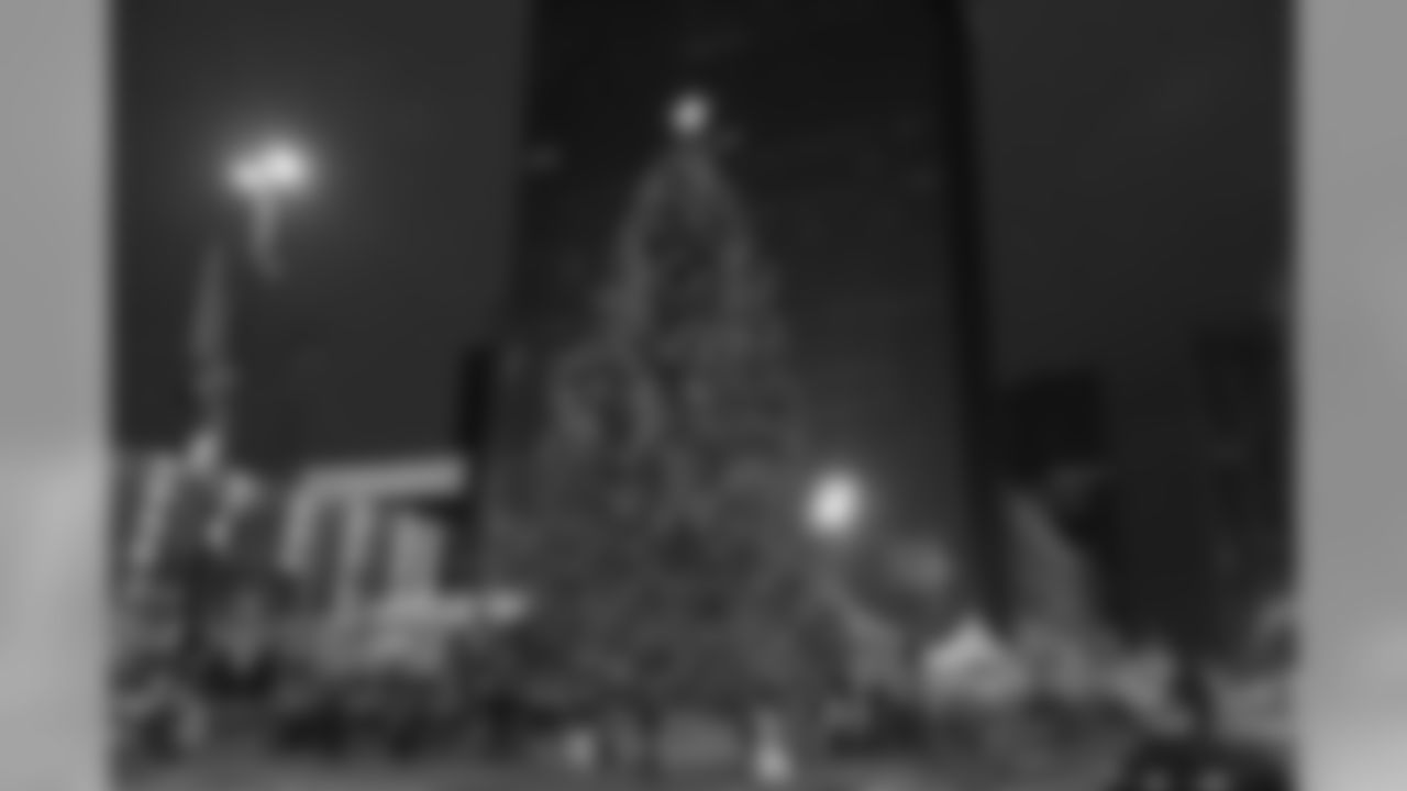 temp20121208_CIN_Christmas_tree01.jpg