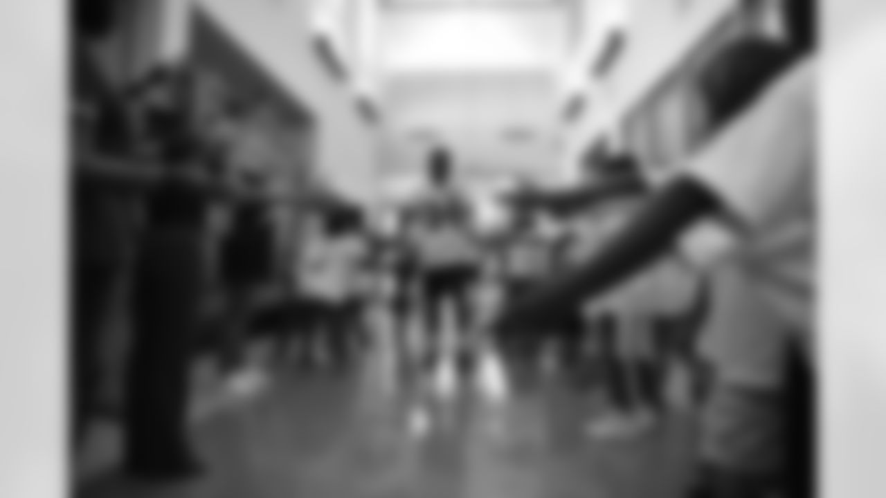 20160919_nfl_play_60_selects_jj0163.jpg