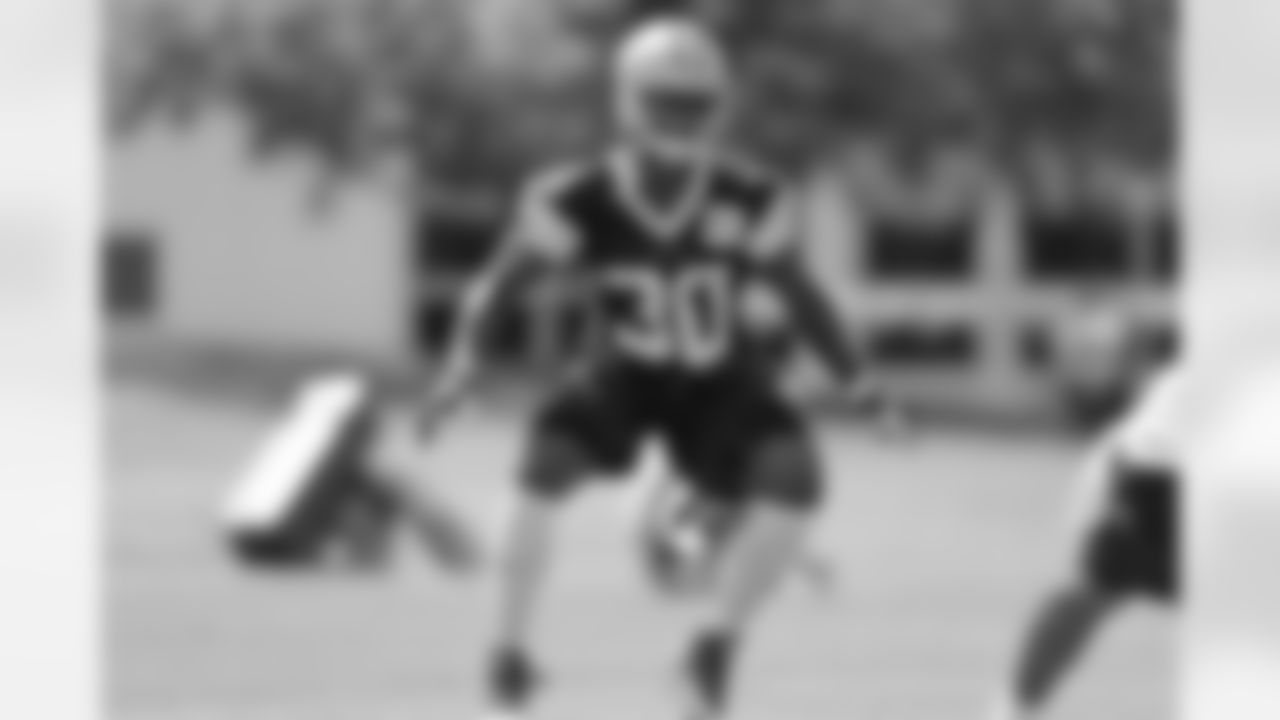 temp20140516_DAL_rookies_camp_quickies040.jpg