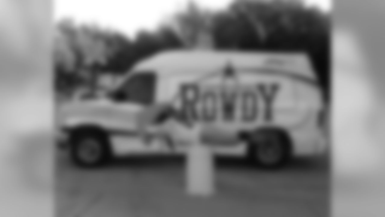 rowdy_photo_-_romo-ing_2015_0.jpg