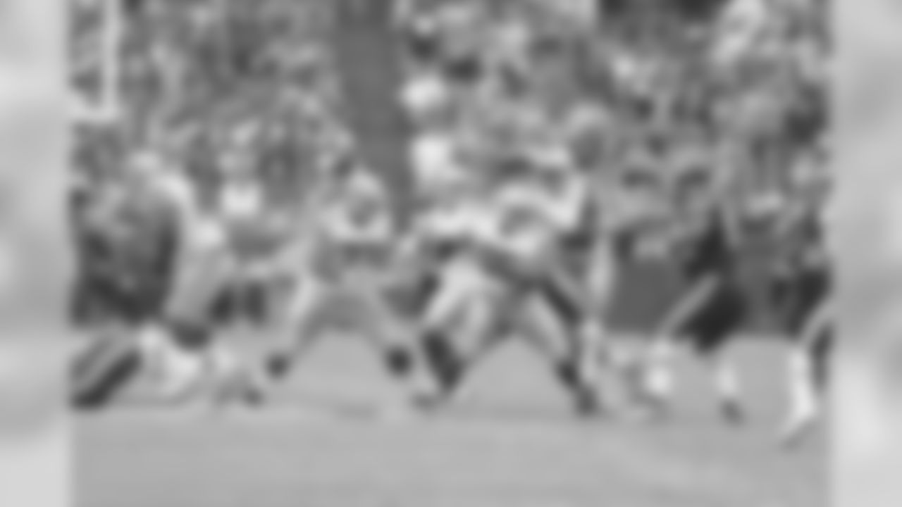 temp20130915_DAL_KC_quickies065.jpg