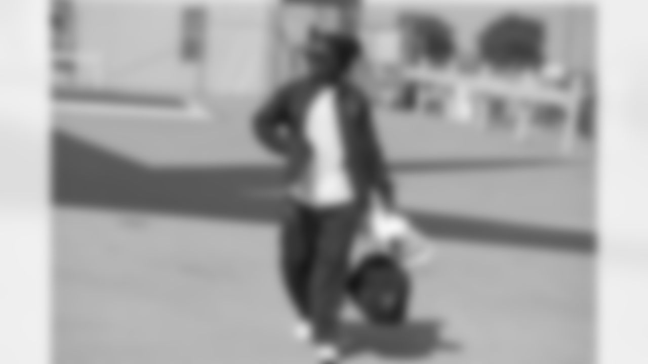 2015003_dfw_lucky_whitehead01.jpg