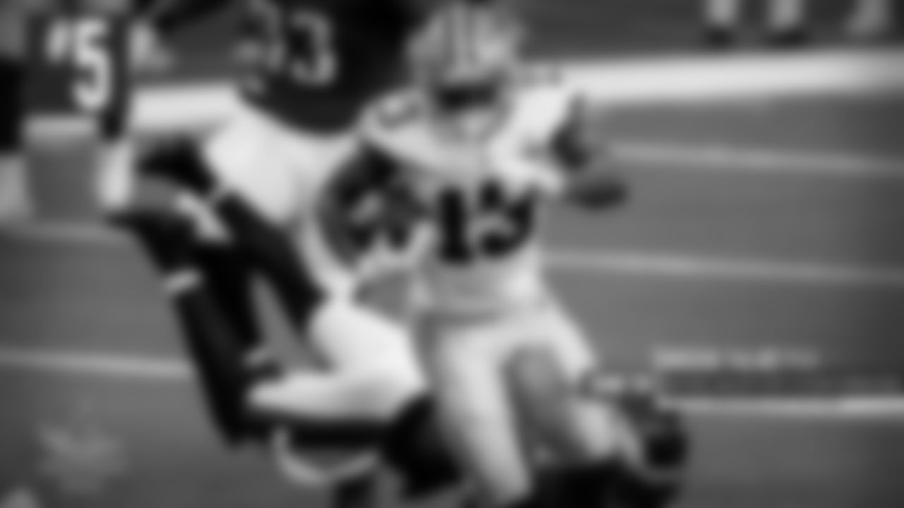 5. Week 16 vs. PHI – Having fallen behind, 14-3, early on in the game, Gallup helped spark the Cowboys' comeback with a nifty catch and run. His first touchdown of the day went for 21 yards, and he picked up a solid chunk of that after the catch, dodging several defenders on his way into the end zone.
