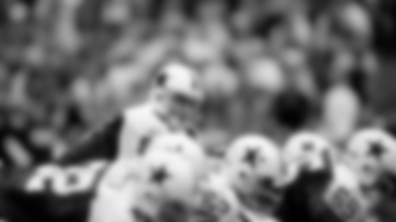 20061225_dal_tony_romo12.jpg