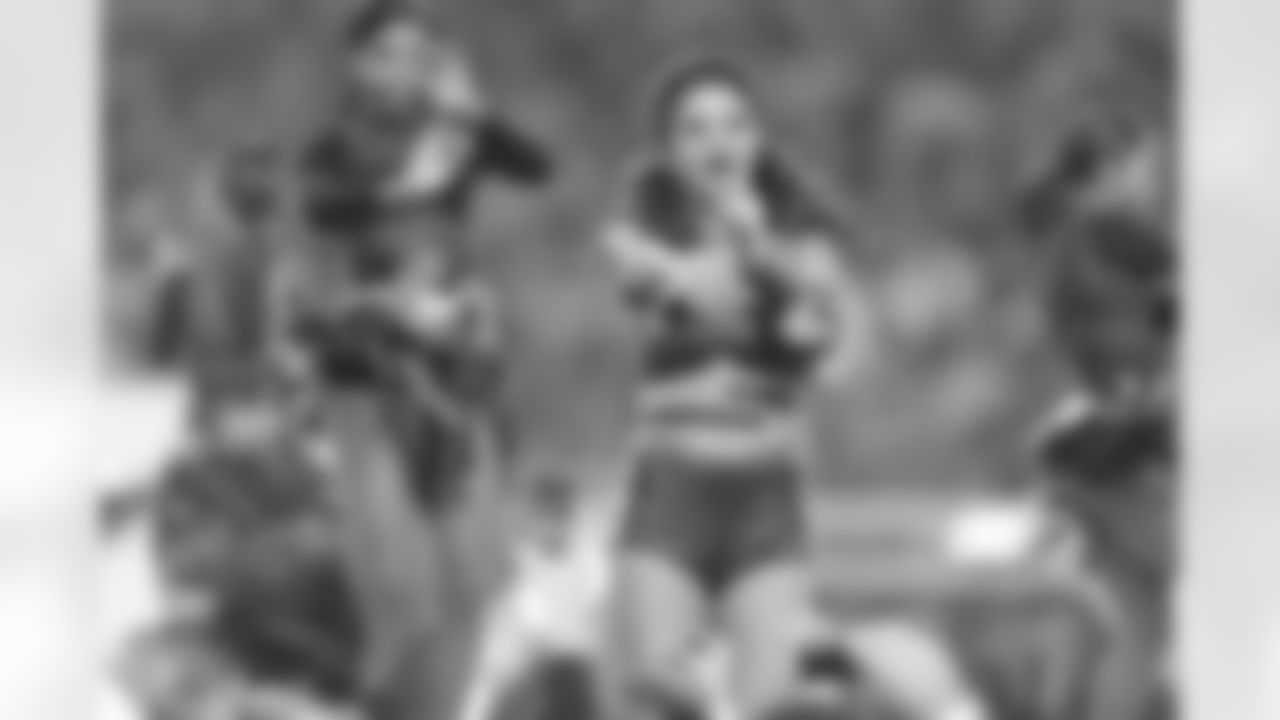 temp20131128_OAK_DAL_quickies151.jpg