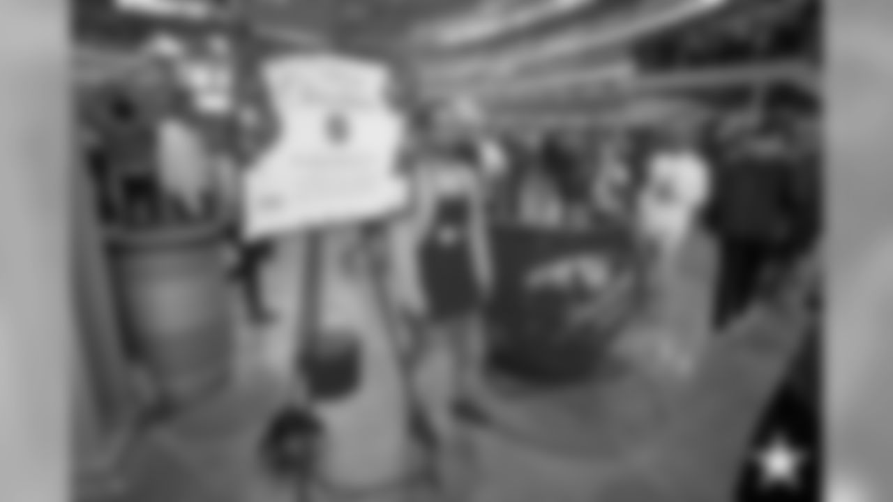 20191128_BUF_DAL_quickies010