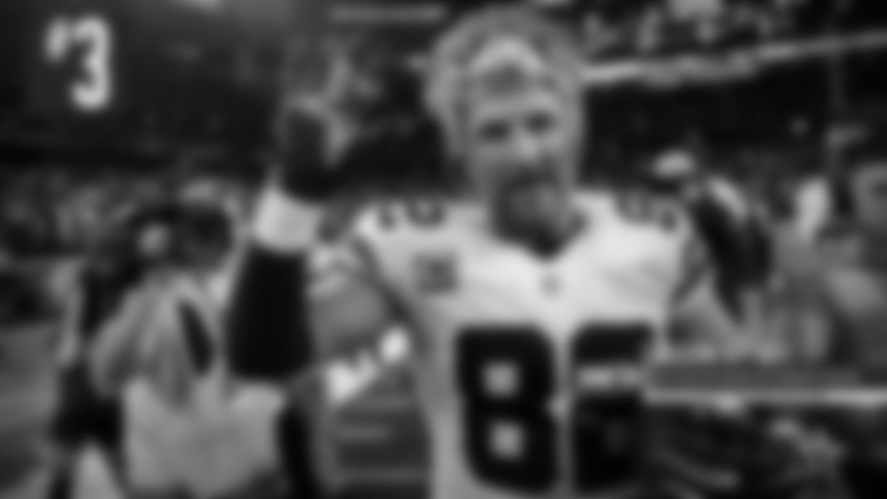 Round 3 – Jason Witten (2003): A future Hall of Famer as one of the greatest tight ends in NFL history, Witten is the Cowboys' all-time leader in games played while earning 11 Pro Bowl invites and two First Team All-Pro nods. He topped third-round Pro Bowlers Charlie Waters (1970), Harvey Martin (1973), Danny White (1974), Bob Breunig (1975), Tony Hill (1977), Doug Cosbie (1979), Mark Stepnoski (1989), Erik Williams (1991), Dexter Coakley (1997) and DeMarco Murray (2011).