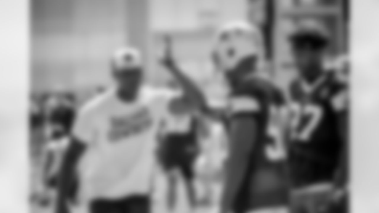 20180605_otas_demarcus_lawrence_selects_jj_98318.jpg