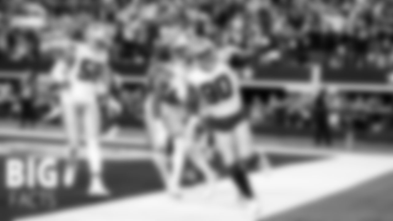Perfect Month
The Cowboys went 4-0 in December for just the fourth time in team history since the NFL went to a 16-game schedule in 1978. The three other teams were 1993 (Super Bowl champions), 2007 (Divisional Round) and 2014 (Divisional Round). The Cowboys did go 3-0 in 1978 and 1979 when the playoffs started earlier.