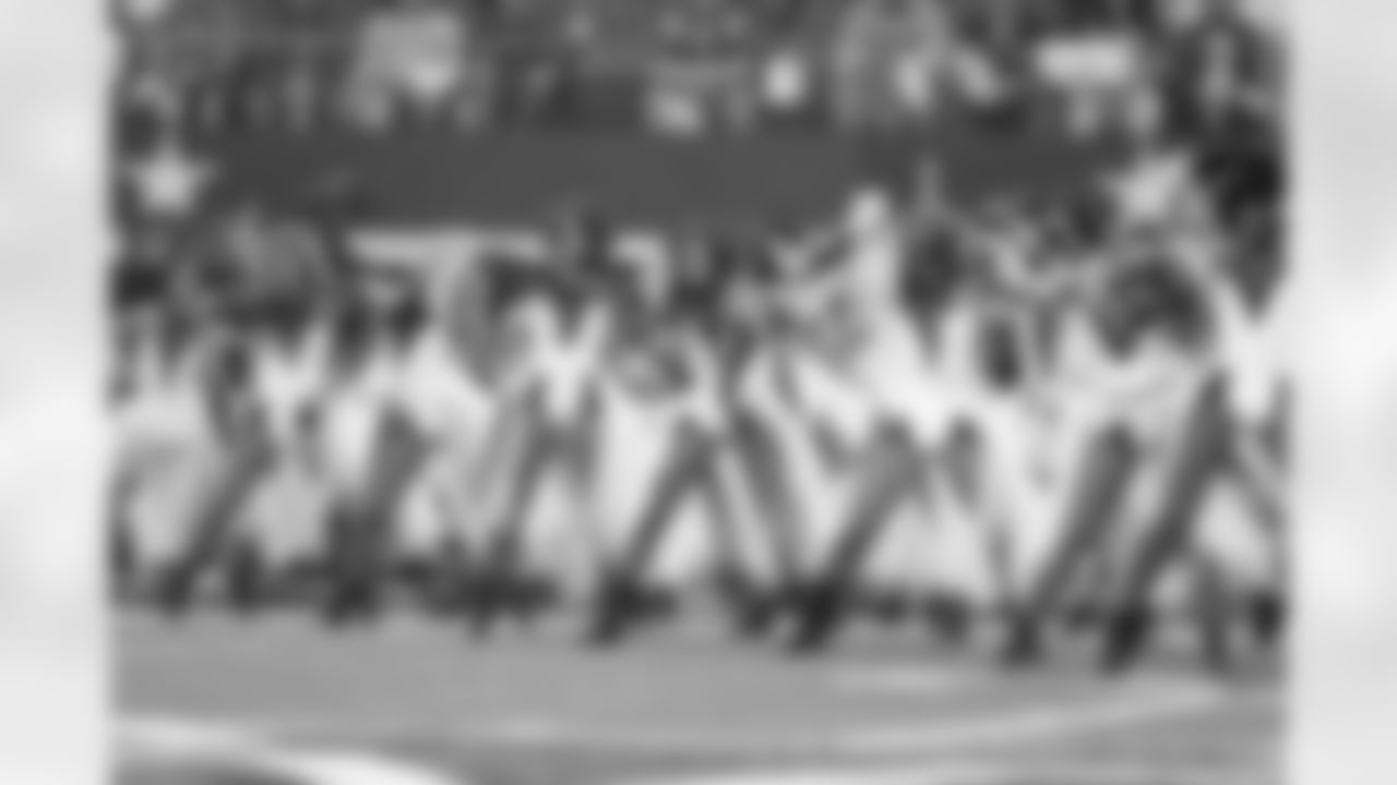 20141027_dal_cheers_halloween079.jpg