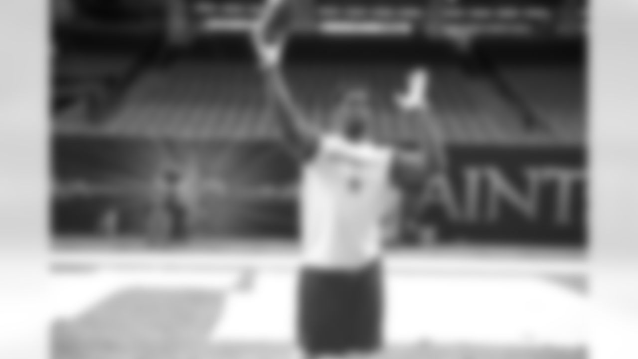 20151004_dal_pregame_quickies022.jpg