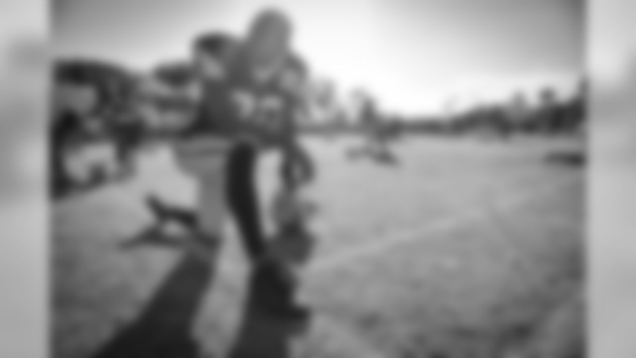 08-04-2015
Oxnard, California
Training Camp