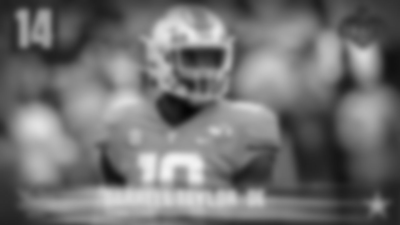 14. Darrell Taylor, DE, Tennessee – Taylor produced 16.5 sacks in his final two seasons at Tennessee, and he could be the best edge rusher available next time the Cowboys pick.