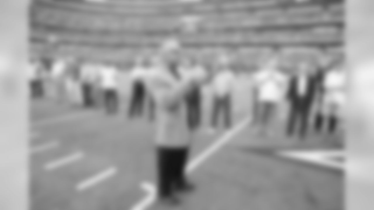 temp20120923_DAL_TB115.jpg