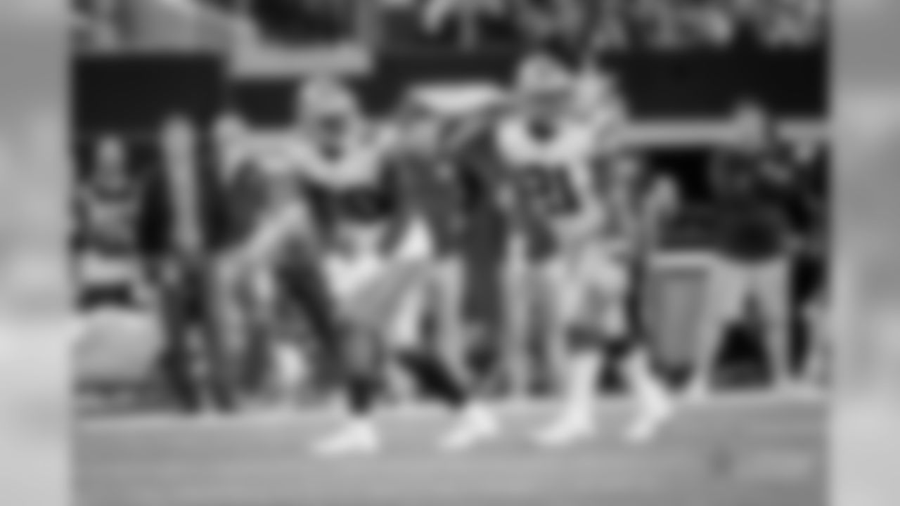 o-20170910_dal_dez_bryant_selects_jj42385.jpg