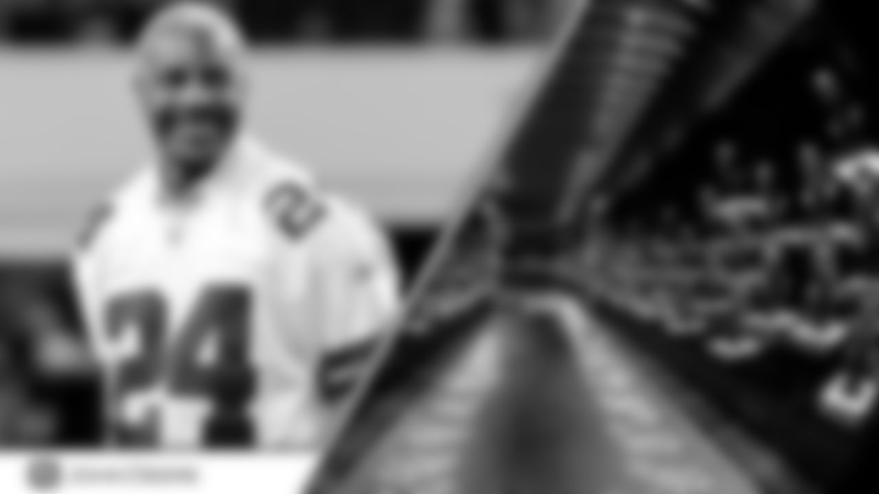 Everson Walls Among HOF Finalists
Everson Walls and Chuck Howley are one step closer to the Pro Football Hall of Fame.
Walls and Howley, who made a combined 10 Pro Bowls with the Cowboys, are among 12 seniors committee finalists for the 2023 Class, the PFHOF announced Wednesday.
Three more Hall of Fame finalists have Cowboys ties. Former longtime front-office executive John Wooten, former player/coach Dan Reeves and former scout Frank "Bucko" Kilroy have been voted finalists in the coach/contributor category.
Up to three seniors finalists and one coach/contributor finalist will be nominated for final consideration by the full PFHOF selection committee. That process will take place in August.
-Rob Phillips