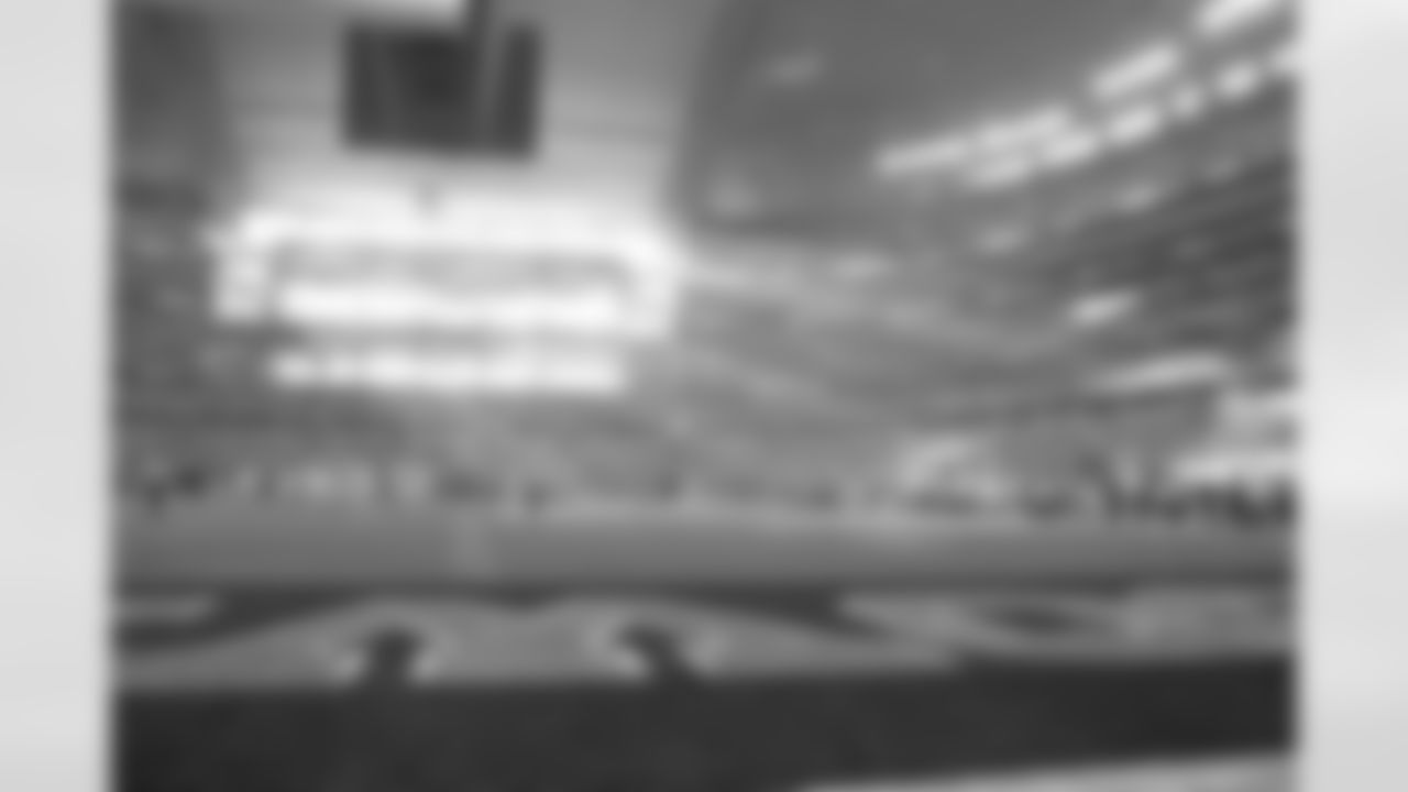 temp20131128_OAK_DAL_quickies078.jpg