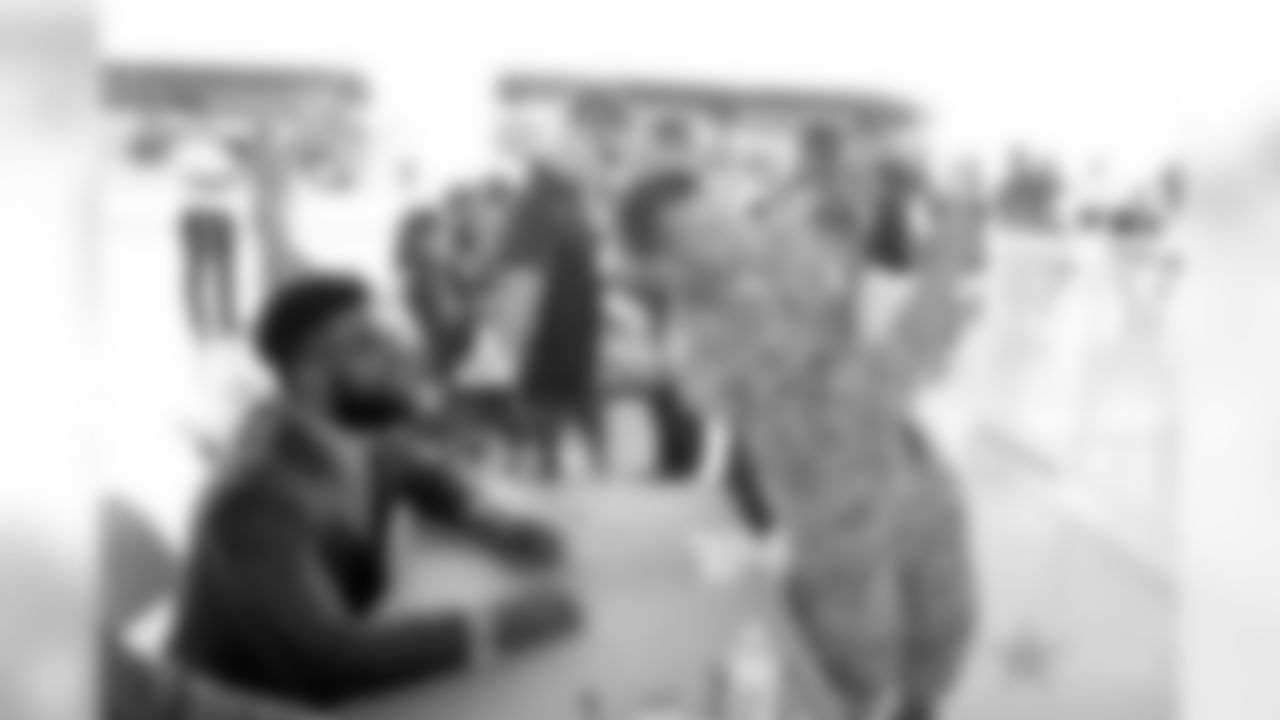 20170822_dal_pointmugu_arrival_quickies35.jpg