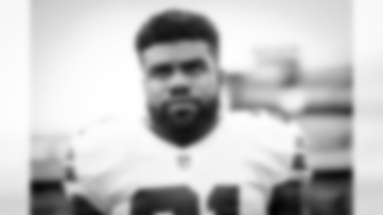 20161002_dal_vs_sf_ezekiel_elliott_selects_jj1080.jpg