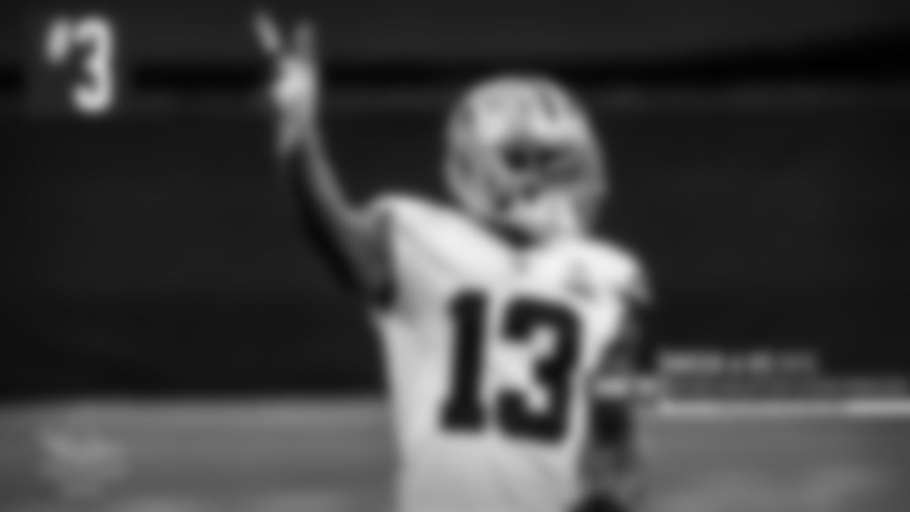3. Week 6 vs. NYG – Credit to Andy Dalton for throwing good passes, but the Cowboys' game-winning drive to beat the Giants was all Gallup. This 19-yard gain moved Dallas into New York territory, and one snap later Dalton would look to Gallup again to set up a game-winning field goal.