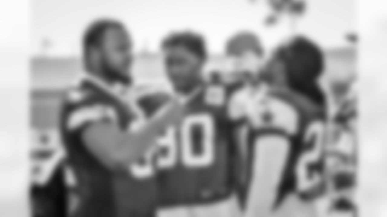 08022015_training_camp_afternoon_mincey_lawrence_jj829.jpg