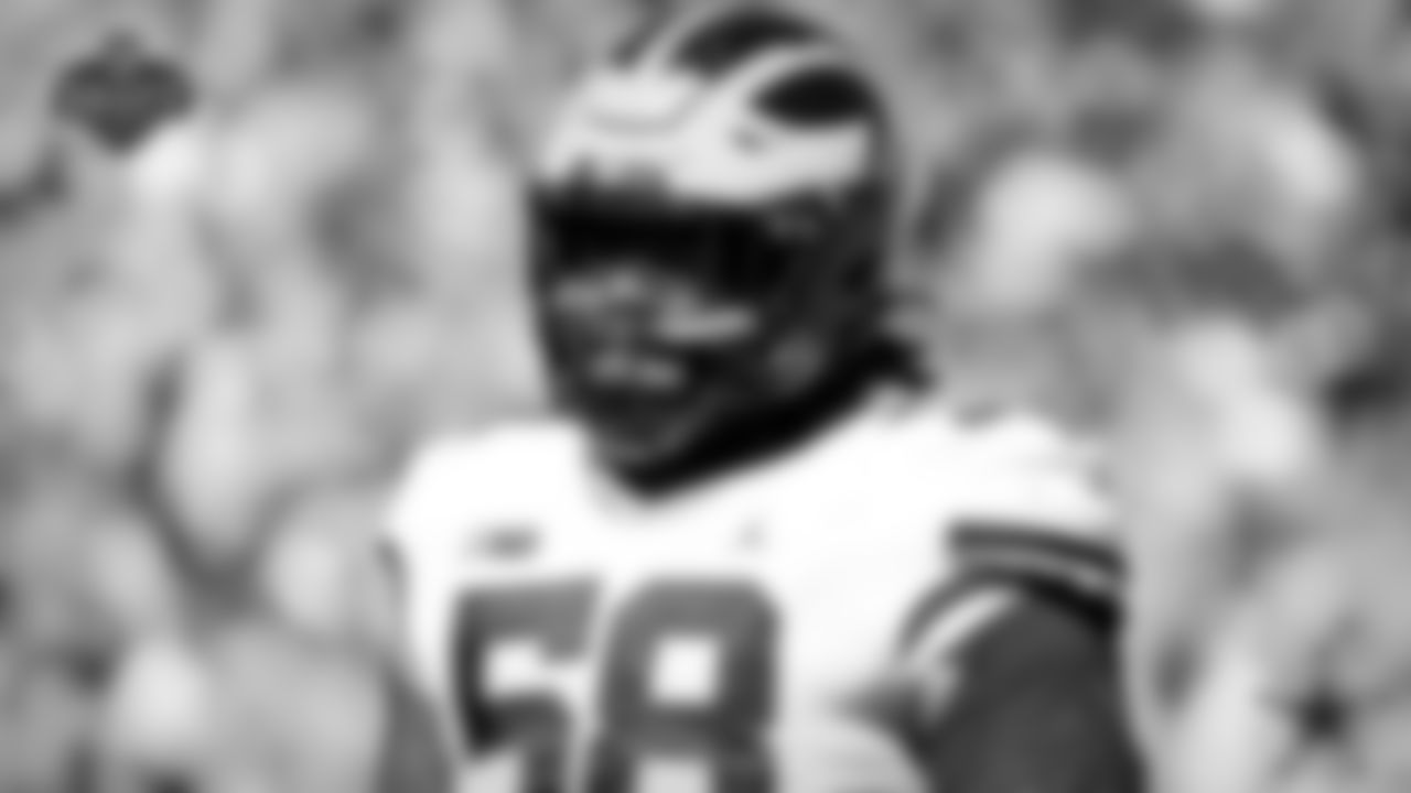 Mazi Smith – DT, Michigan
Picked By: Daniel Jeremiah (NFL.com), ProFootball Focus
For as good as the Cowboys were defensively in 2022, their inability to slow down opponents running games proved to be the one true weakness. That is where Smith comes into play with his power and athleticism, potentially solving a problem that plagued defensive coordinator Dan Quinn for the majority of last season.
