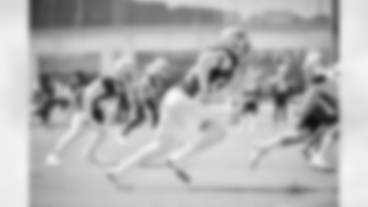 20180605_otas_jaylon_smith_selects_jj_98338.jpg