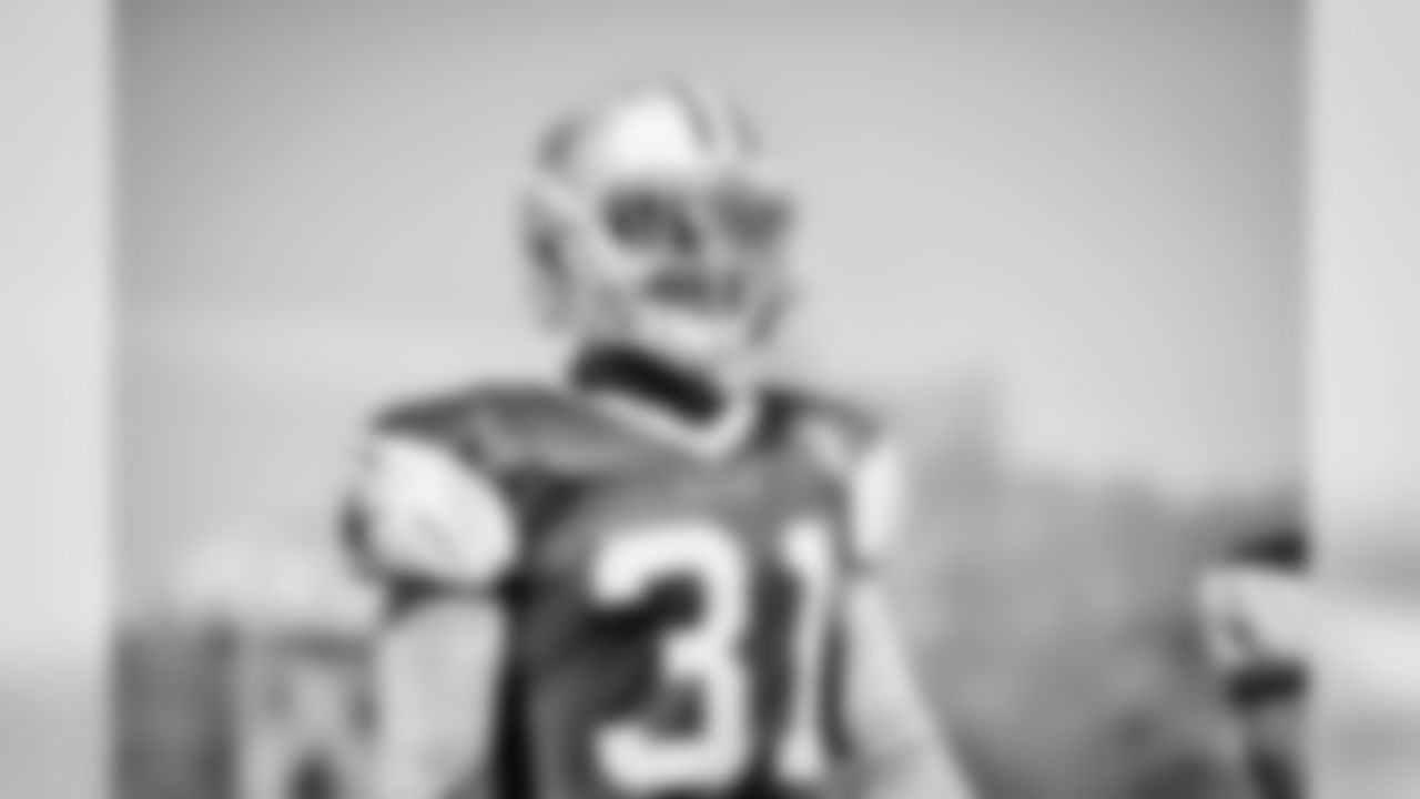 20180801_Training Camp_Byron Jones_Selects_JJ_000969 2