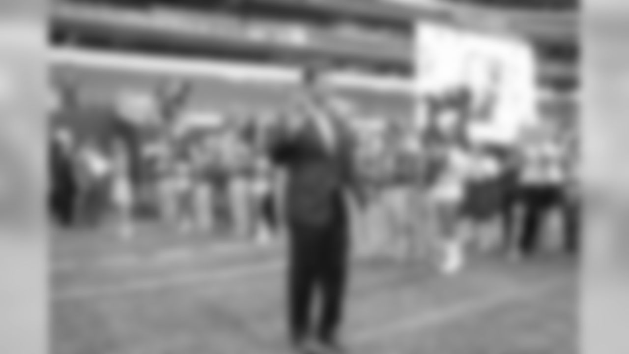 temp20140827_DAL_Kickoff_Luncheon_quickies042.jpg