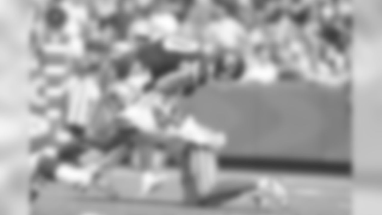 temp20130915_DAL_KC_quickies134.jpg