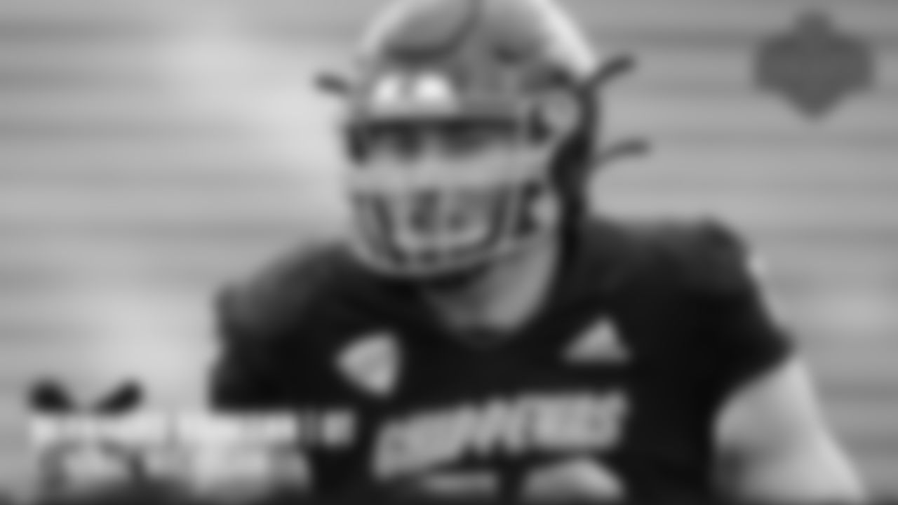 Cowboys-Targets-For-Day-2-Include-TEs,-WRs,-DEs-14