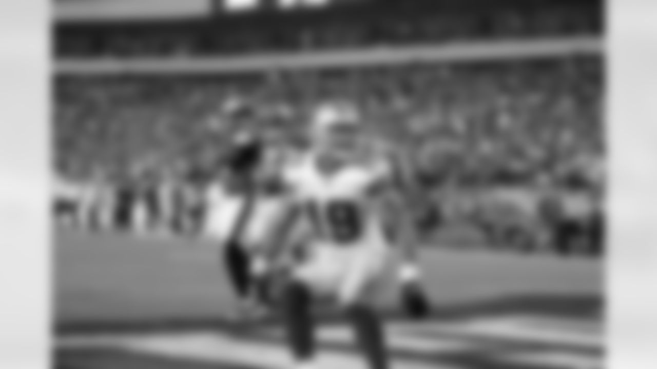 20091108_dal_miles_austin13.jpg