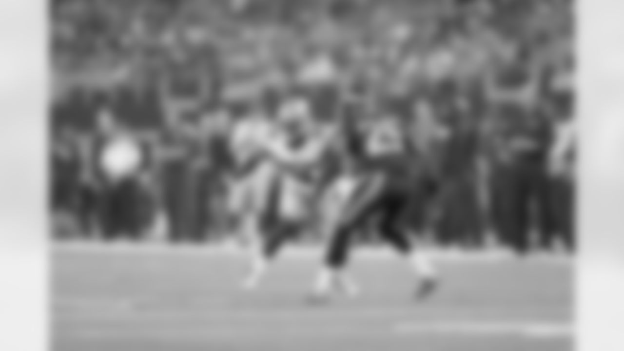 01 November 2015: Views
of the Dallas Cowboys during the Cowboys 13-12 loss to the Seattle Seahawks at AT&T Stadium in Arlington, Texas. Photo by James D. Smith/Dallas Cowboys