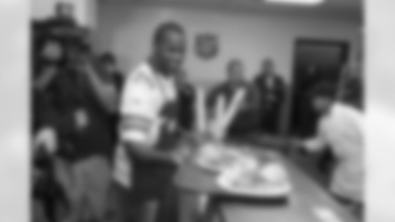 temp111312_EarlyThanksgiving_16.jpg