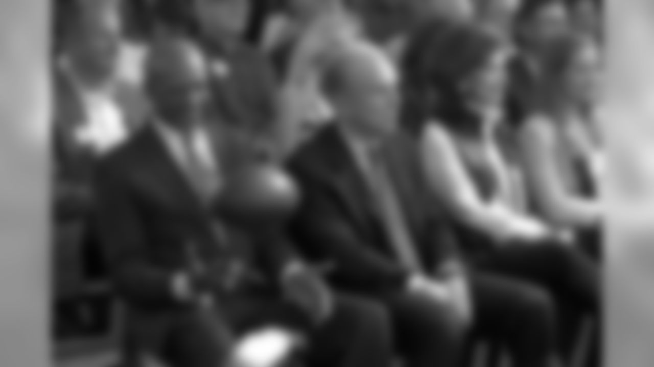 20160504_dal_drew_pearson05.jpg