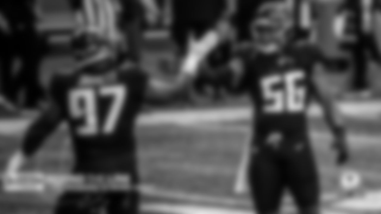 Know His Name: Dante Fowler
The Falcons upgraded their pass rush in the offseason with the acquisition of Fowler. The 6-foot-3, 255-pounder is an energetic pass rusher with a power-based game that can overwhelm shaky offensive tackles. Fowler recorded 11.5 sacks in 2019 for the LA Rams and notched four tackles and a half-sack for the Dirty Birds in his debut against the Seahawks.