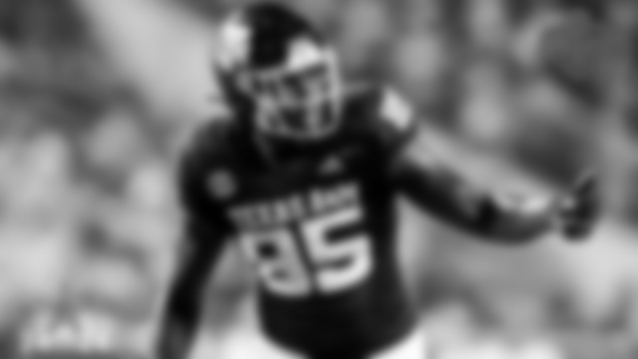 Jalen Wydermyer (TE – Texas A&M)
The third round could also be a sweet spot for tight end should the Cowboys lose Dalton Schultz in free agency. If they did, Wydermyer could be the ideal replacement as a playmaker and an adequate blocker in the run game. He displays many of the same characteristics as both Schultz and Jarwin as pass-catchers and as legitimate offensive weapons.