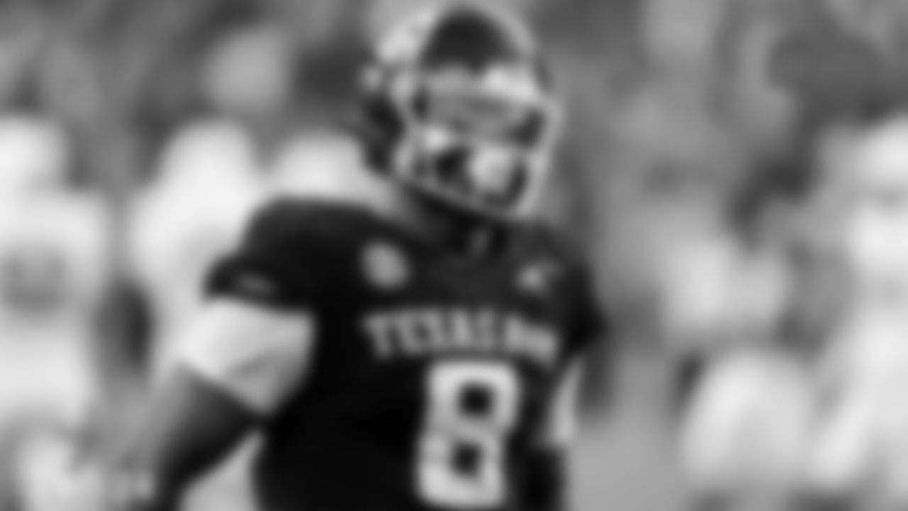 DeMarvin Leal (IDL – Texas A&M)
It's no secret that Dallas needs to beef up their run defense, but can they really spend another premium pick on an interior defensive lineman? Leal may be the middle ground from the talents like Jordan Davis and Devonte Wyatt from Georgia, and the developmental prospects towards the bottom of the board. Has the traits to play now, but still has some growing to do.