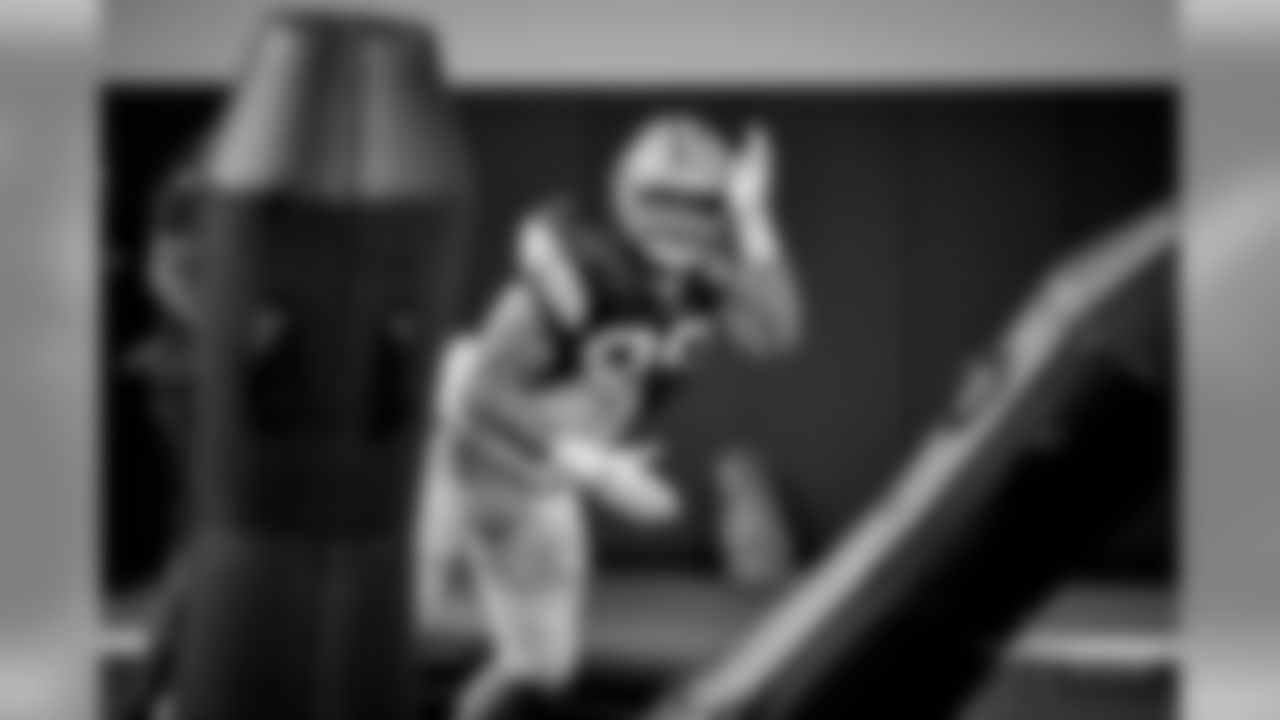 20180823_Training Camp_Tyrone Crawford_Selects_JJ_019312
