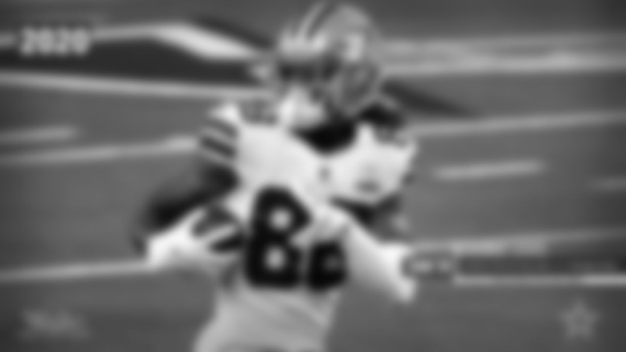 CeeDee Lamb – 2020 (Dallas 17th) – Like a lot of players on this list, Lamb wasn't a player the Cowboys expected to take, mainly because they had him slotted to go much higher. But as he kept falling, the Cowboys' need for defense deceased somewhat with the chance to take Lamb, who has certainly lived up to the expectations.
