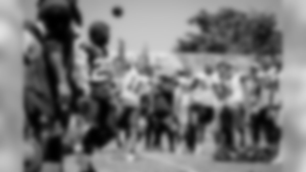 20180815_Training Camp_Cole Beasley_Selects_JJ_013814