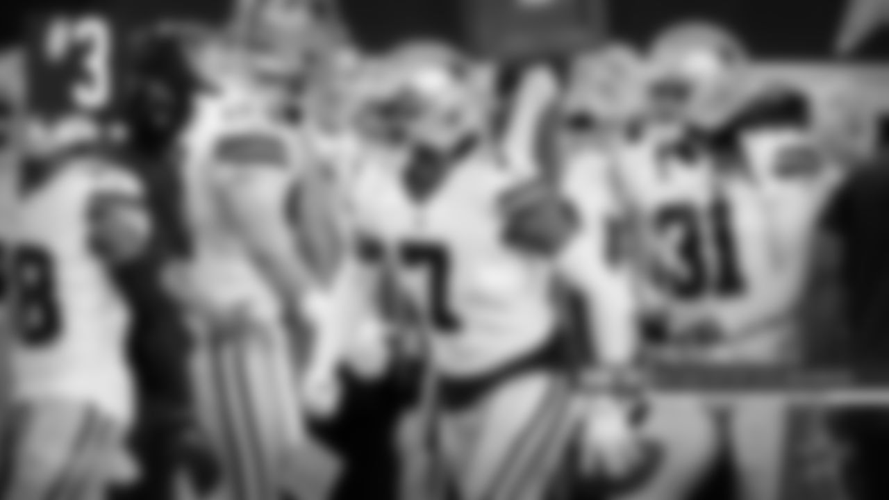 3. Trevon Diggs – Yes, he got another pick – a record-tying one at that. He is now tied with Everson Walls for most interceptions in a season with 11. But more than that, was the way Diggs just plucked the ball out of the air, setting the tone for the entire game as WFT tried to make a statement by testing him deep.